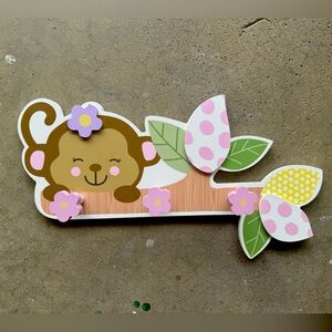 Cute wall hanger for kids room